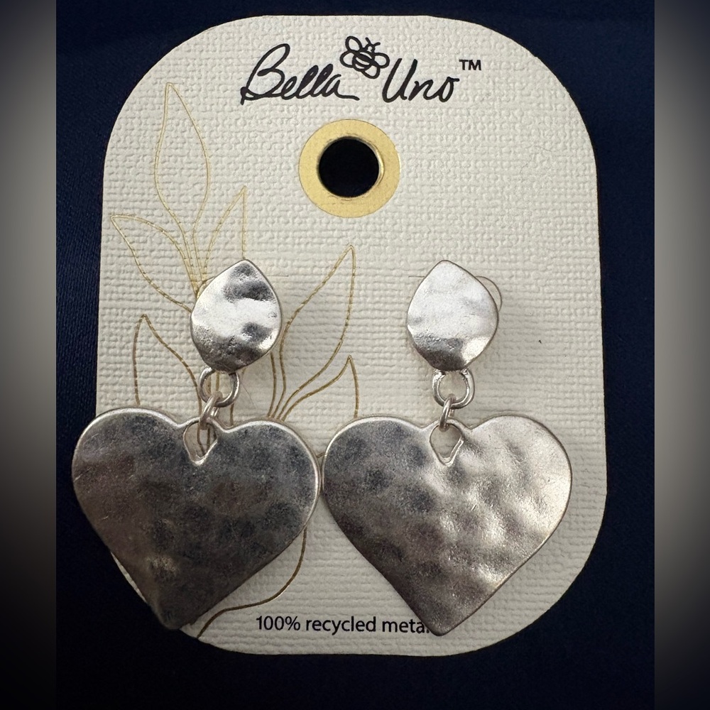 Bella Uno Silver Heart Dangle Earrings